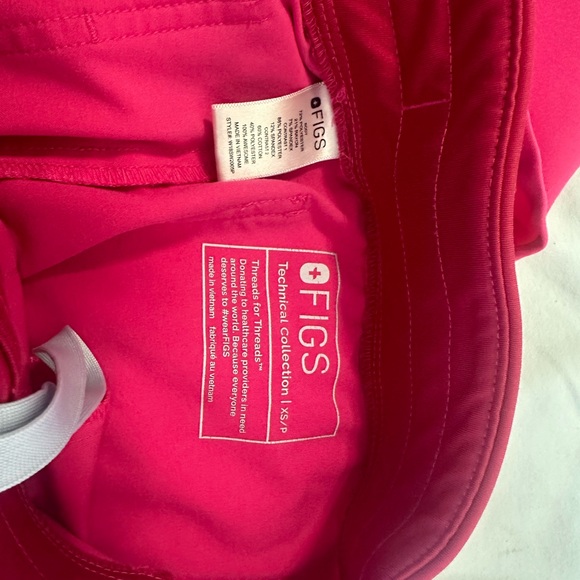 Pink Scrub Set - Picture 4 of 4